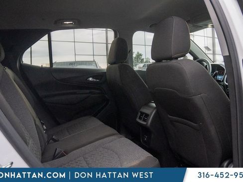 Used 2024 Chevrolet Equinox LT w/ LPO, Floor Liner Package FWD image 20