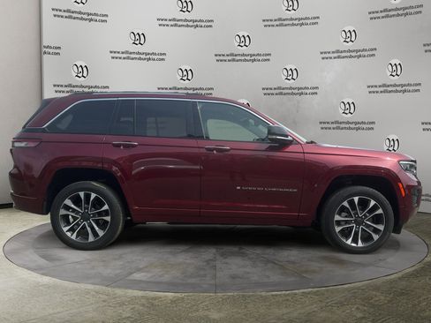 Used 2022 Jeep Grand Cherokee Overland image 6