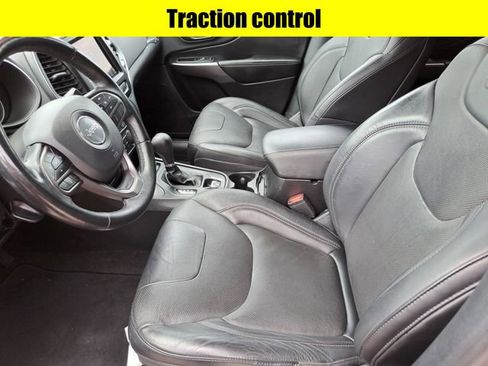 Used 2021 Jeep Cherokee Latitude Lux w/ Comfort/Convenience Group image 22