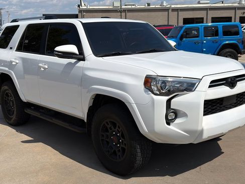 Used 2024 Toyota 4Runner SR5 Premium w/ Moonroof Package AWD/4WD image 3