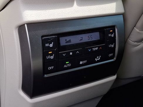 Certified 2023 Lexus GX 460 Premium w/ Premium Package AWD/4WD image 11