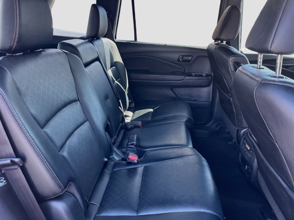 Used 2023 Honda Passport Elite image 28