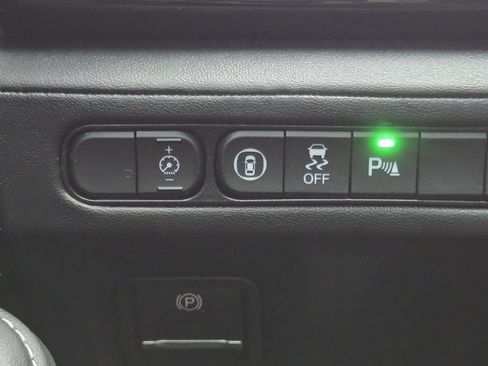 Used 2025 Acura MDX FWD w/ Technology Package image 18