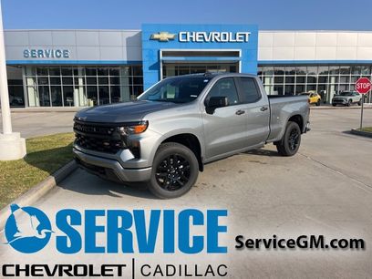 New 2026 Chevrolet Silverado 1500 Custom w/ LPO, Dark Essentials Package