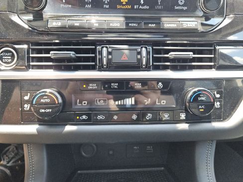Used 2024 Nissan Pathfinder Platinum w/ Cargo Package FWD image 10