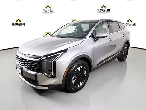 New 2026 Kia Sportage LX FWD image 3