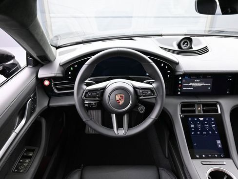 New 2025 Porsche Taycan GTS image 19
