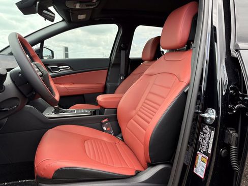 New 2026 Kia Sportage SX FWD image 11