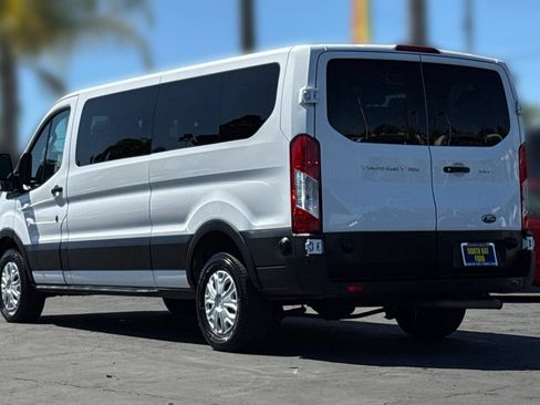 Certified 2024 Ford Transit 350 XLT RWD image 31