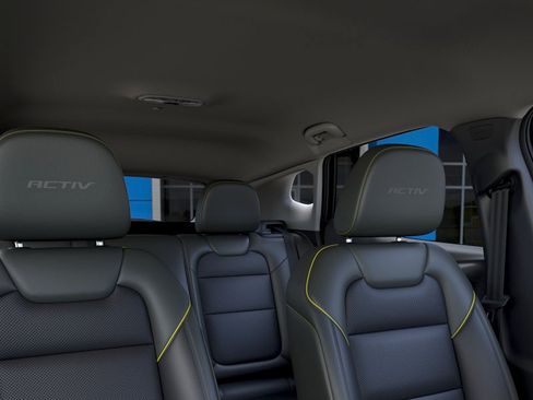 New 2026 Chevrolet Trax ACTIV w/ Driver Confidence Package FWD image 24