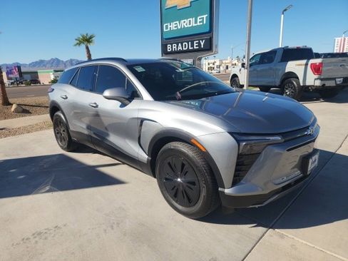 New 2026 Chevrolet Blazer EV LT w/ Midnight/Sport Edition image 2