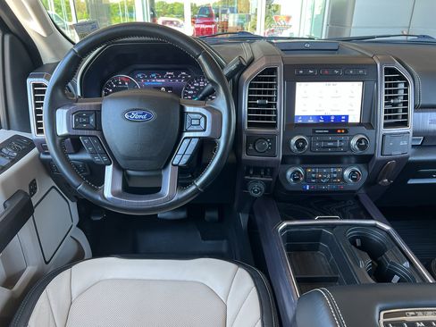 Used 2021 Ford F350 Limited image 20