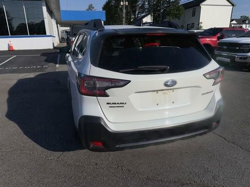 Used 2023 Subaru Outback Onyx Edition AWD/4WD image 2