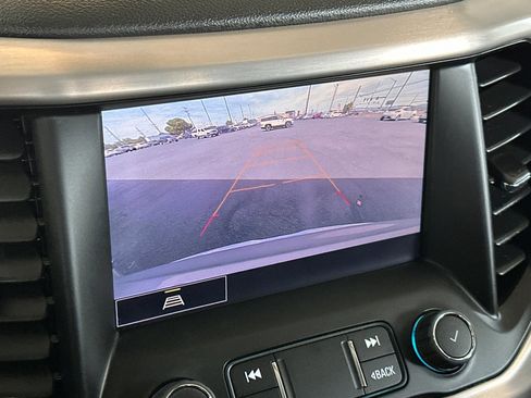 Used 2023 GMC Acadia Denali FWD image 20