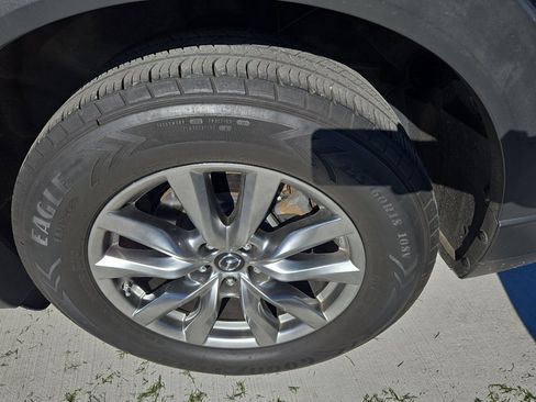 Used 2019 MAZDA CX-9 Touring w/ Touring Premium Package image 7