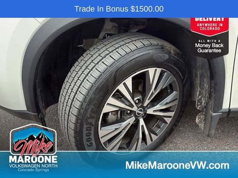 Used 2023 Nissan Rogue SV image 8