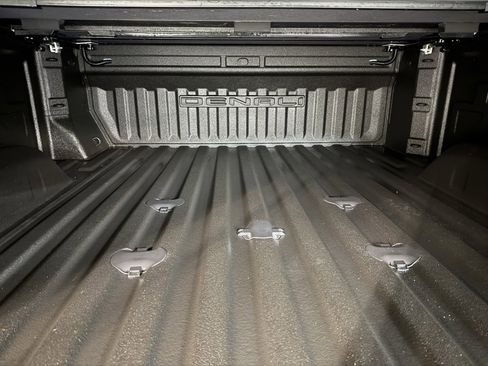 Used 2022 GMC Sierra 2500 Denali image 15