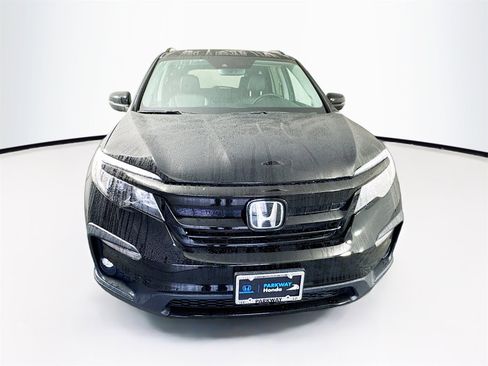 Used 2022 Honda Pilot Special Edition image 2