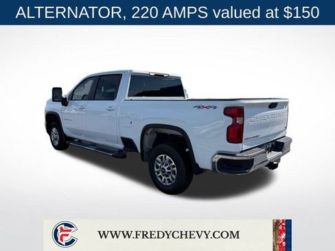 Used 2025 Chevrolet Silverado 2500 LT w/ Convenience Package AWD/4WD image 9
