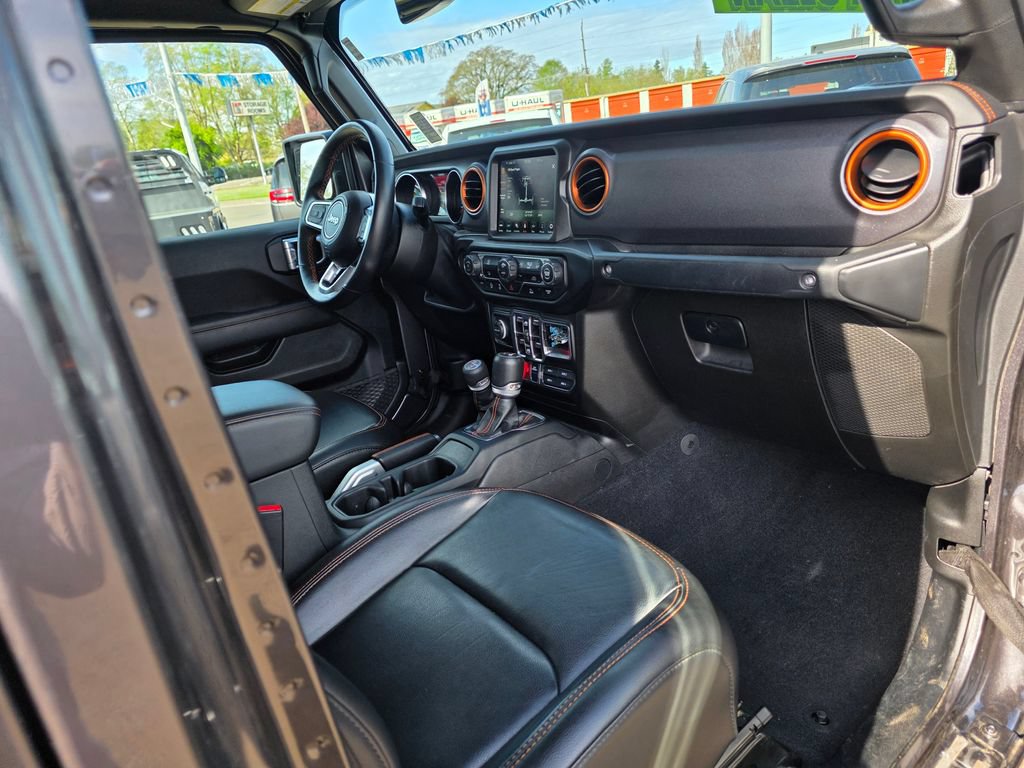 Used 2021 Jeep Gladiator Mojave AWD/4WD image 18