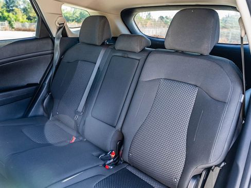 Used 2026 Kia Sportage LX w/ LX Convenience Package image 17