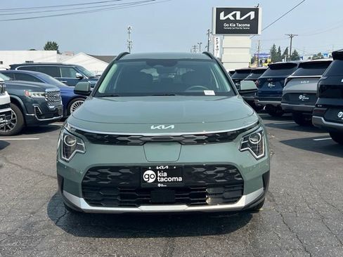 Certified 2023 Kia Niro Wind w/ Wind Preserve Package FWD image 4