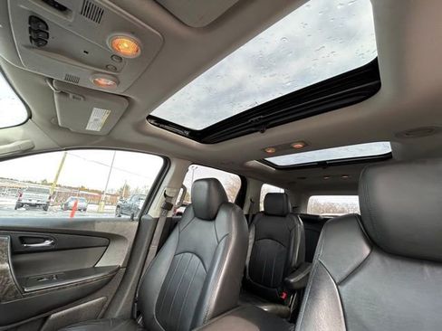 Used 2012 GMC Acadia Denali image 39