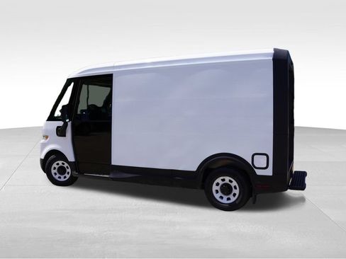 Used 2024 Chevrolet Brightdrop 400 w/ Commercial Equipment Package AWD/4WD image 9