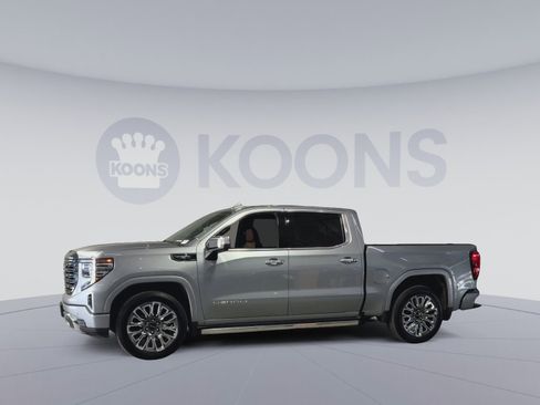 Used 2024 GMC Sierra 1500 Denali Ultimate image 8