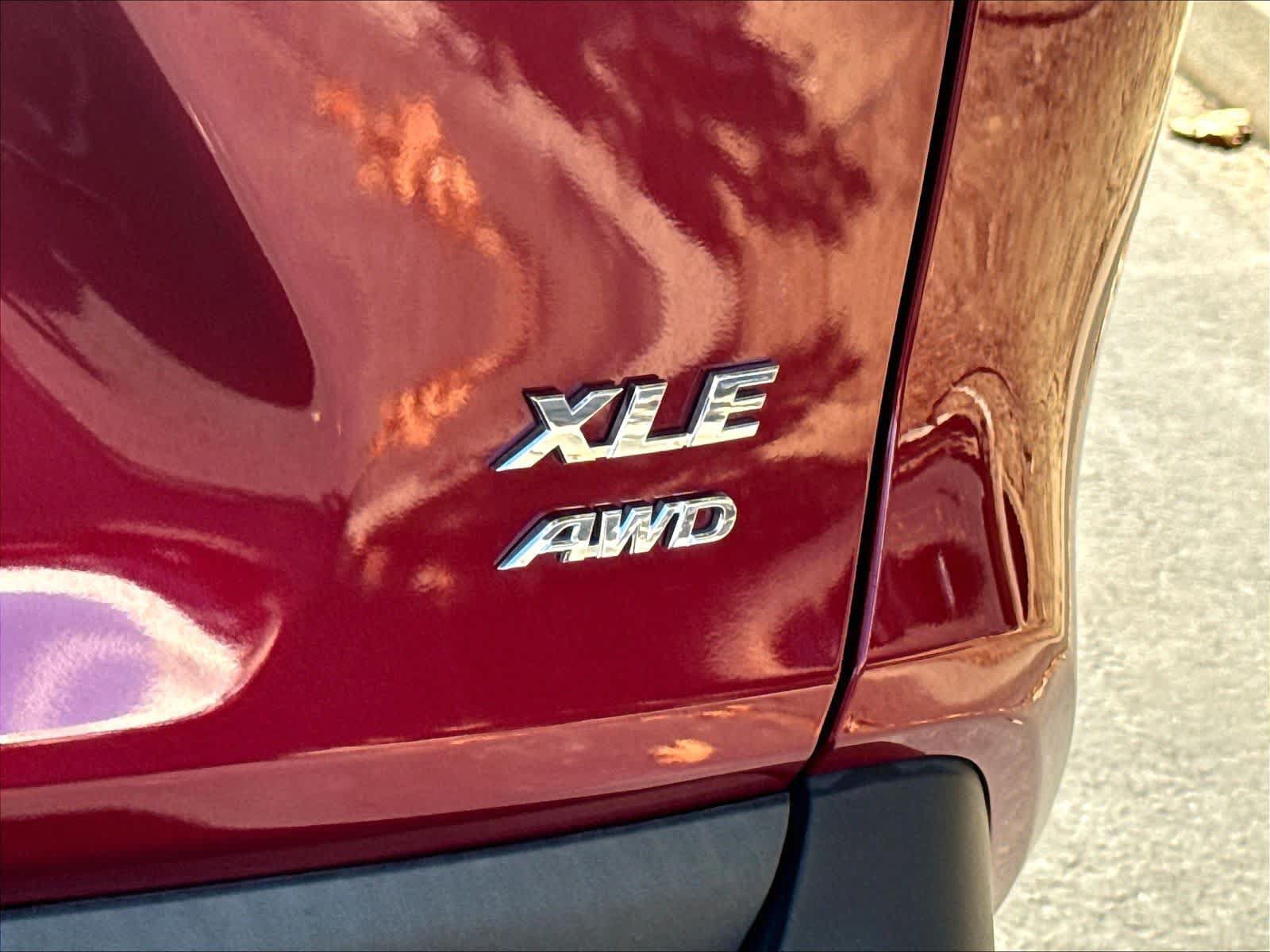 Used 2023 Toyota RAV4 XLE w/ XLE Grade Weather Package AWD/4WD image 26