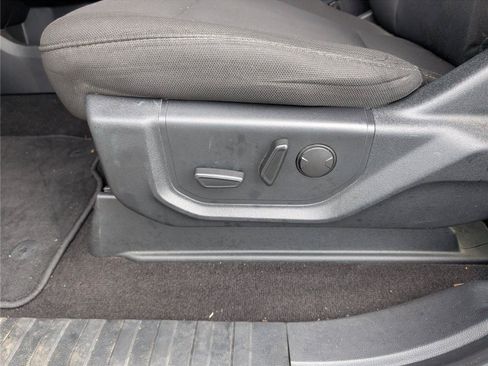 Used 2019 Ford F150 XLT w/ Equipment Group 302A Luxury AWD/4WD image 14
