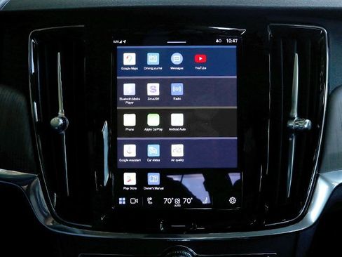 Used 2024 Volvo S90 B6 Plus image 18