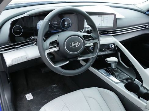 New 2026 Hyundai Elantra Limited image 8