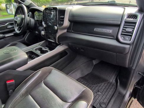 Used 2023 RAM 1500 Laramie AWD/4WD image 27