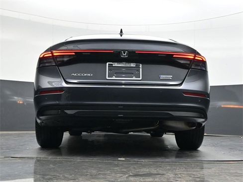 Used 2025 Honda Accord Touring image 39