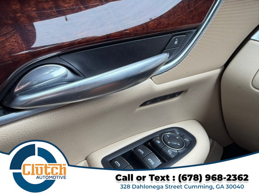 Used 2018 Cadillac XT5 FWD Premium Luxury w/ Driver Awareness Package image 32