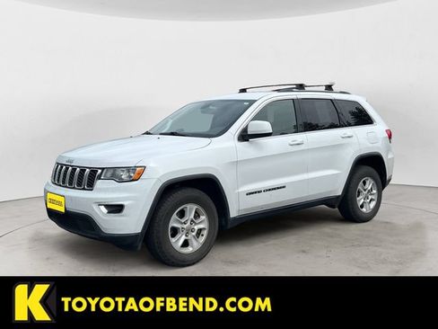 Used 2017 Jeep Grand Cherokee Laredo w/ Quick Order Package 23E AWD/4WD image 1