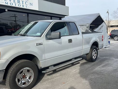 Used 2006 Ford F150 XLT image 2