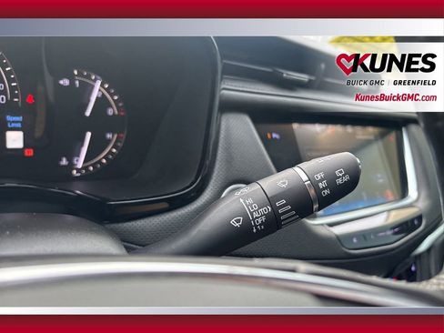 Used 2018 Cadillac XT5 Luxury w/ Driver Awareness Package image 29