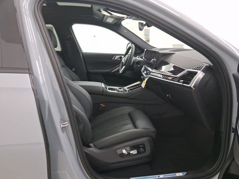 New 2026 BMW X6 xDrive40i w/ Executive Package image 31