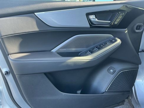 Certified 2025 Acura MDX w/ Technology Package image 9