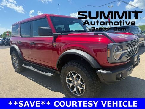 New 2025 Ford Bronco Badlands image 2