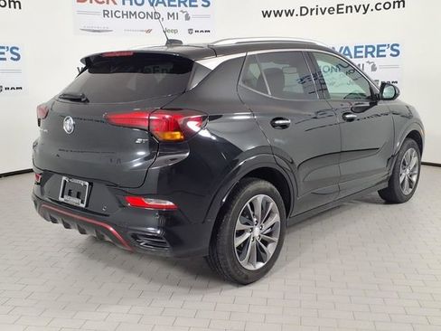 Used 2022 Buick Encore GX Essence w/ Advanced Technology Package AWD/4WD image 4