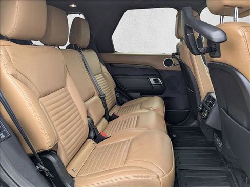 Used 2023 Land Rover Discovery HSE R-Dynamic AWD/4WD image 30