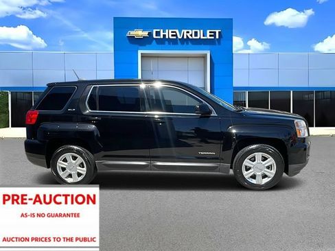 Used 2016 GMC Terrain SLE FWD image 2