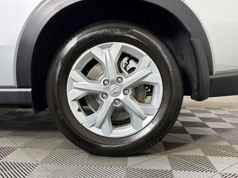 Used 2025 Honda HR-V LX image 9