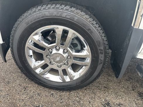 Used 2017 Chevrolet Silverado 2500 High Country w/ Duramax Plus Package image 25