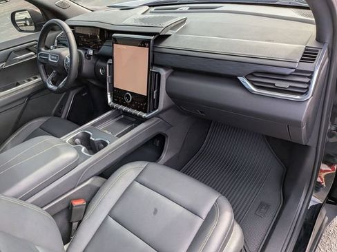 Used 2024 GMC Acadia Elevation w/ Black Edition image 42