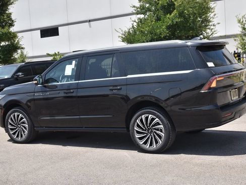 New 2027 Lincoln Navigator L Black Label AWD/4WD image 10