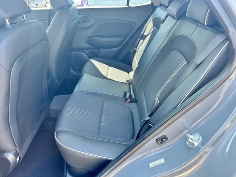 Used 2022 Hyundai Venue Limited w/ Cargo Package image 17